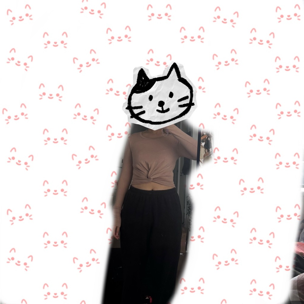 Wilfred Tan Cat Comfort